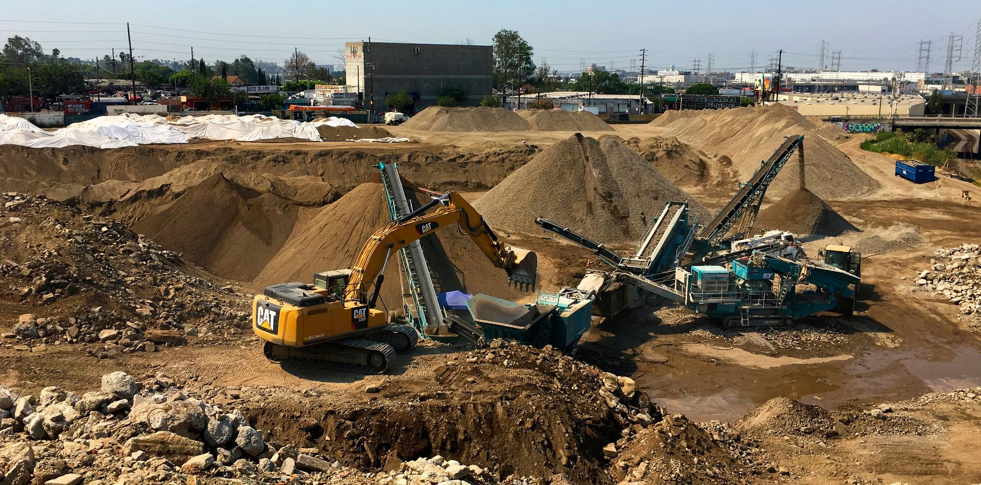 excavation and environmental cleanup contractors